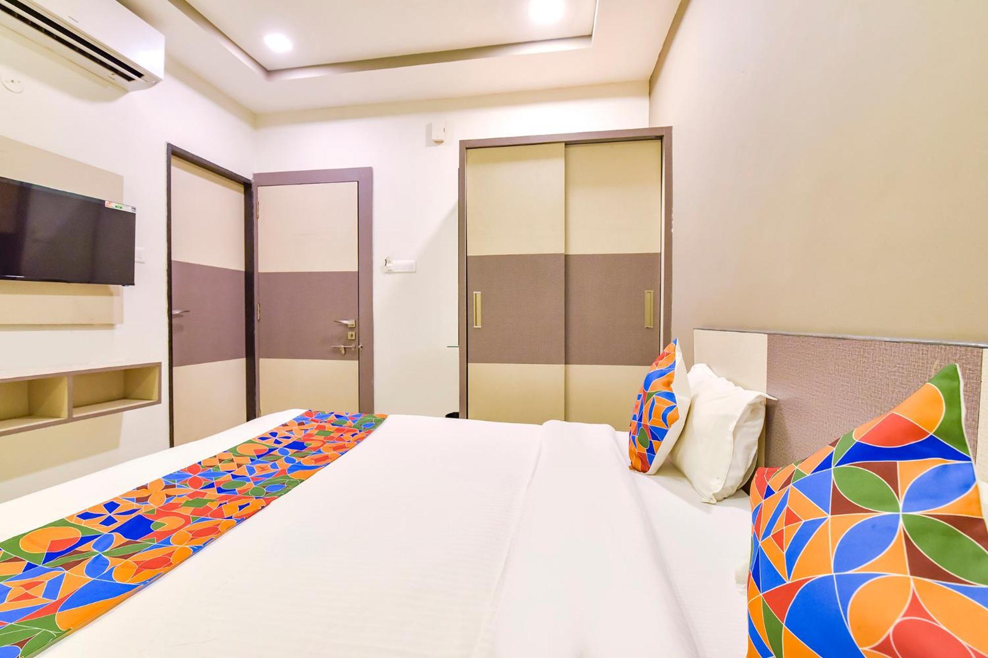 Fabhotel Urban Elite Hotel