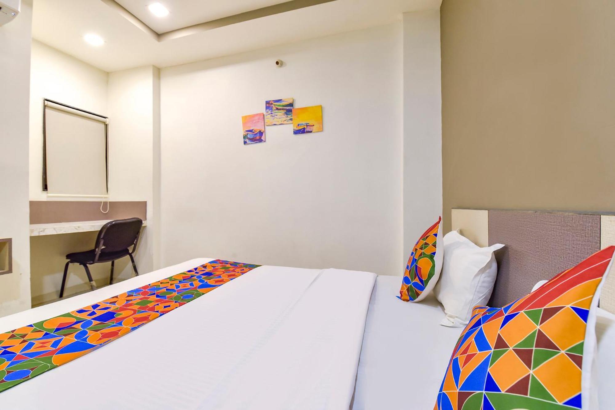 Hotel Fabhotel Urban Elite Indore