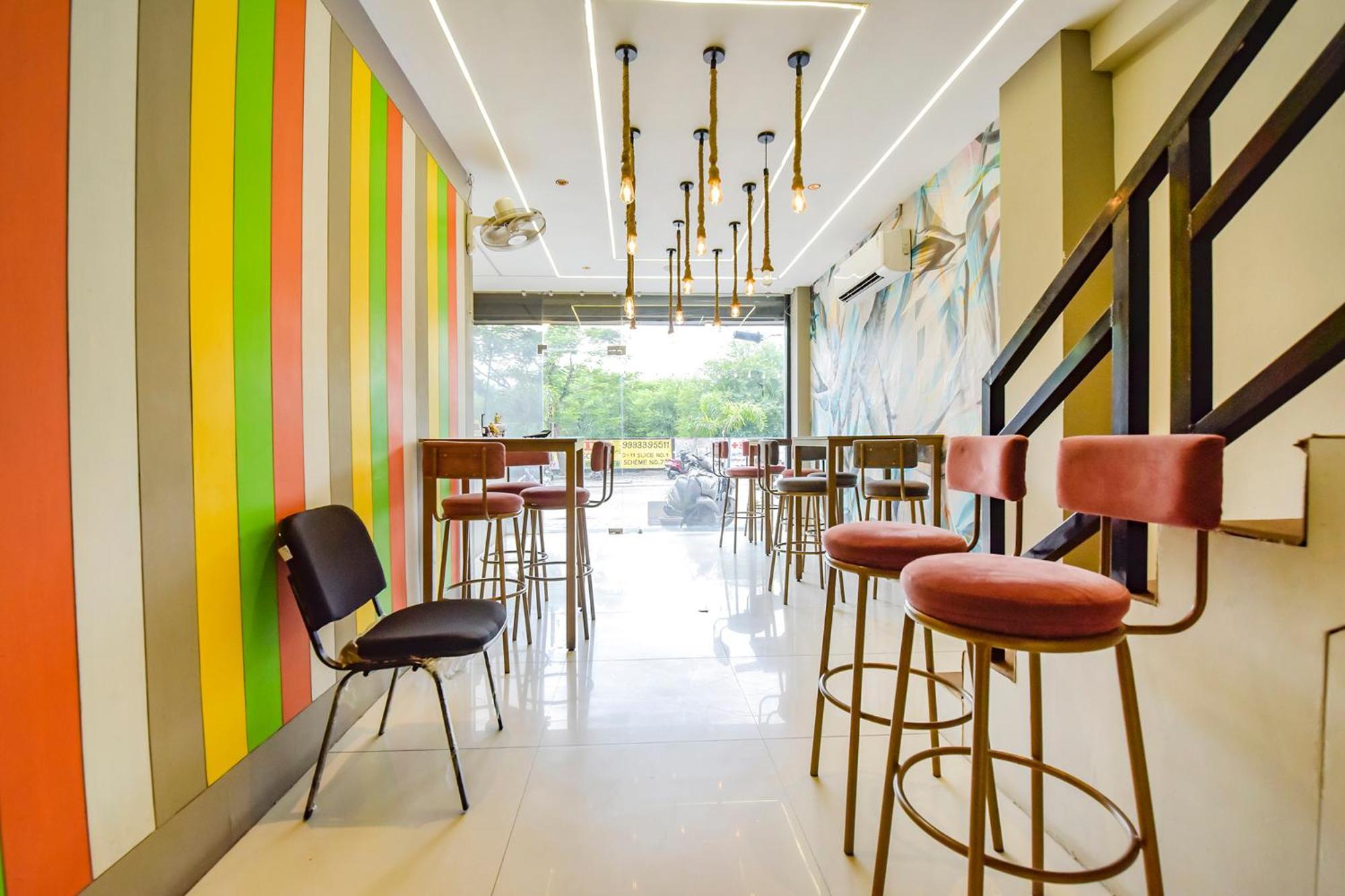 Hotel Fabhotel Urban Elite